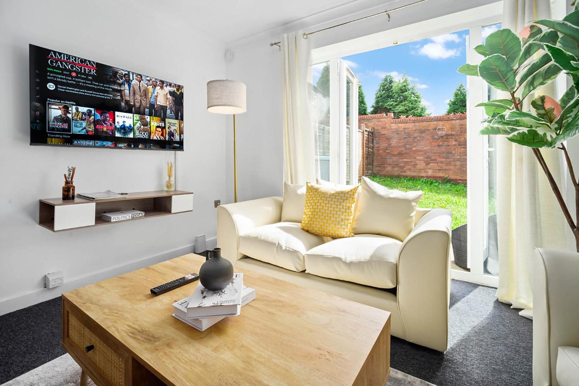2 Bedroom House - Garden & Parking 2Gm - Wifi Birmingham Buitenkant foto
